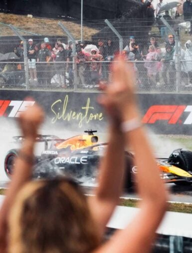 F1 Car rainy conditions.