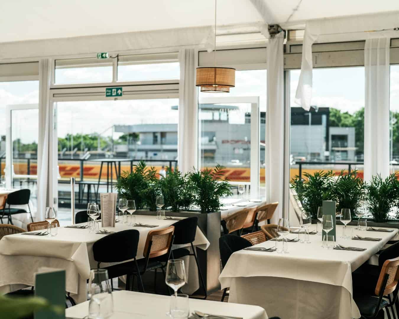 Trackside dining? Why not! via The Pop Up Hotel